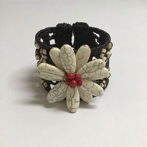 Artisan Cuff Handmade Howlite Flower Gemstone Bracelet Macrame Boho Chunky NEW